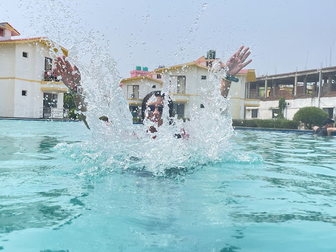 Enjoy the Best Swimming Pool Hotel in Mandarmani